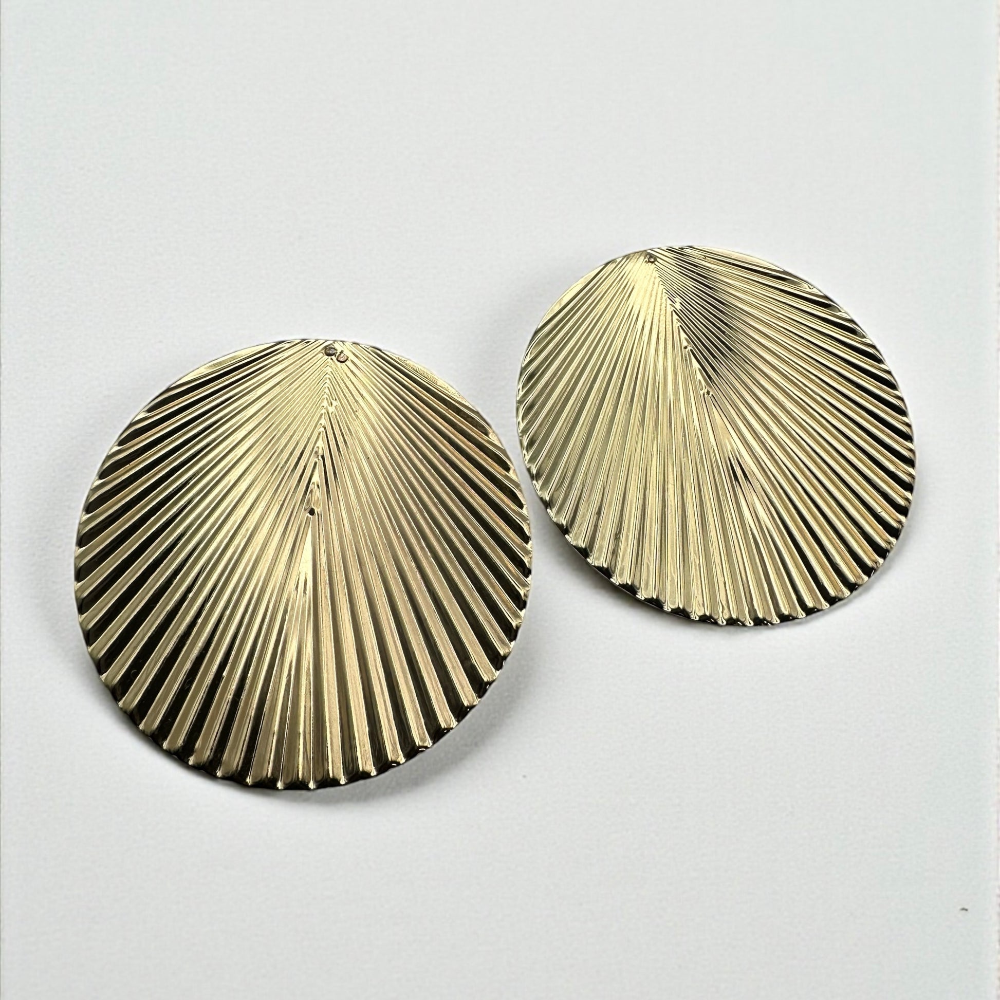 Oversized Gold Pleated Disc Earrings – Bold Textured Statement Jewellery - Fatisha Boutique #