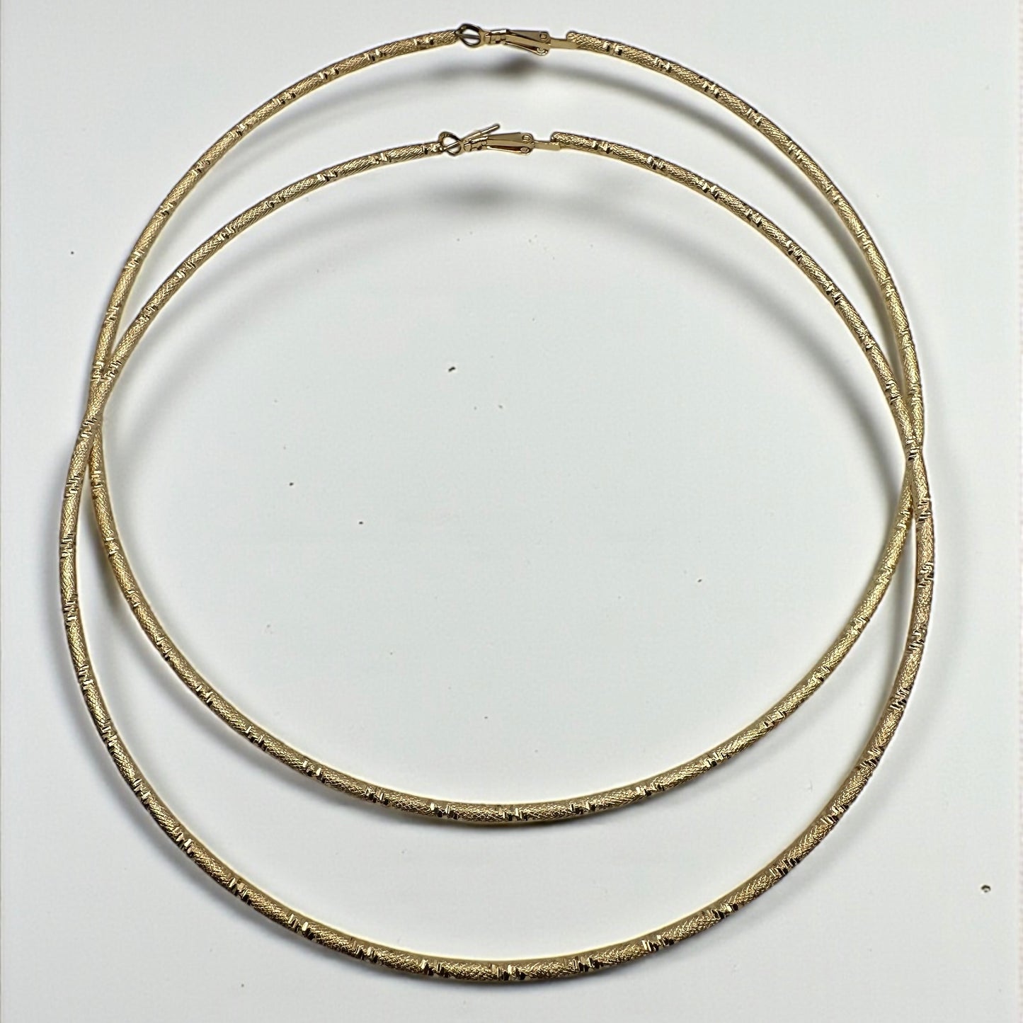 14CM Oversized Hoop Earrings – Bold Textured Statement Hoops | Gold & Silver - Fatisha Boutique #