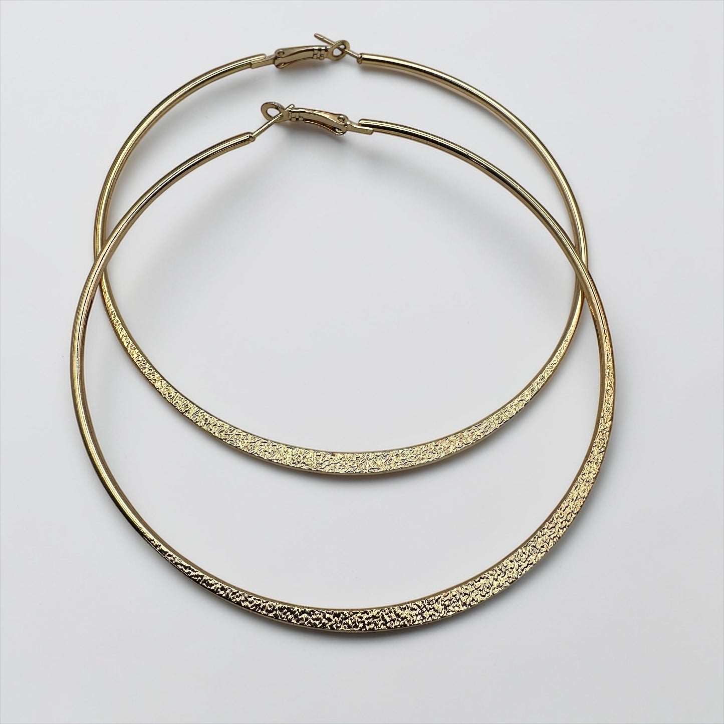 9cm Minimal Engraved Hoop Earrings – Gold & Silver Statement Hoops - Fatisha Boutique #