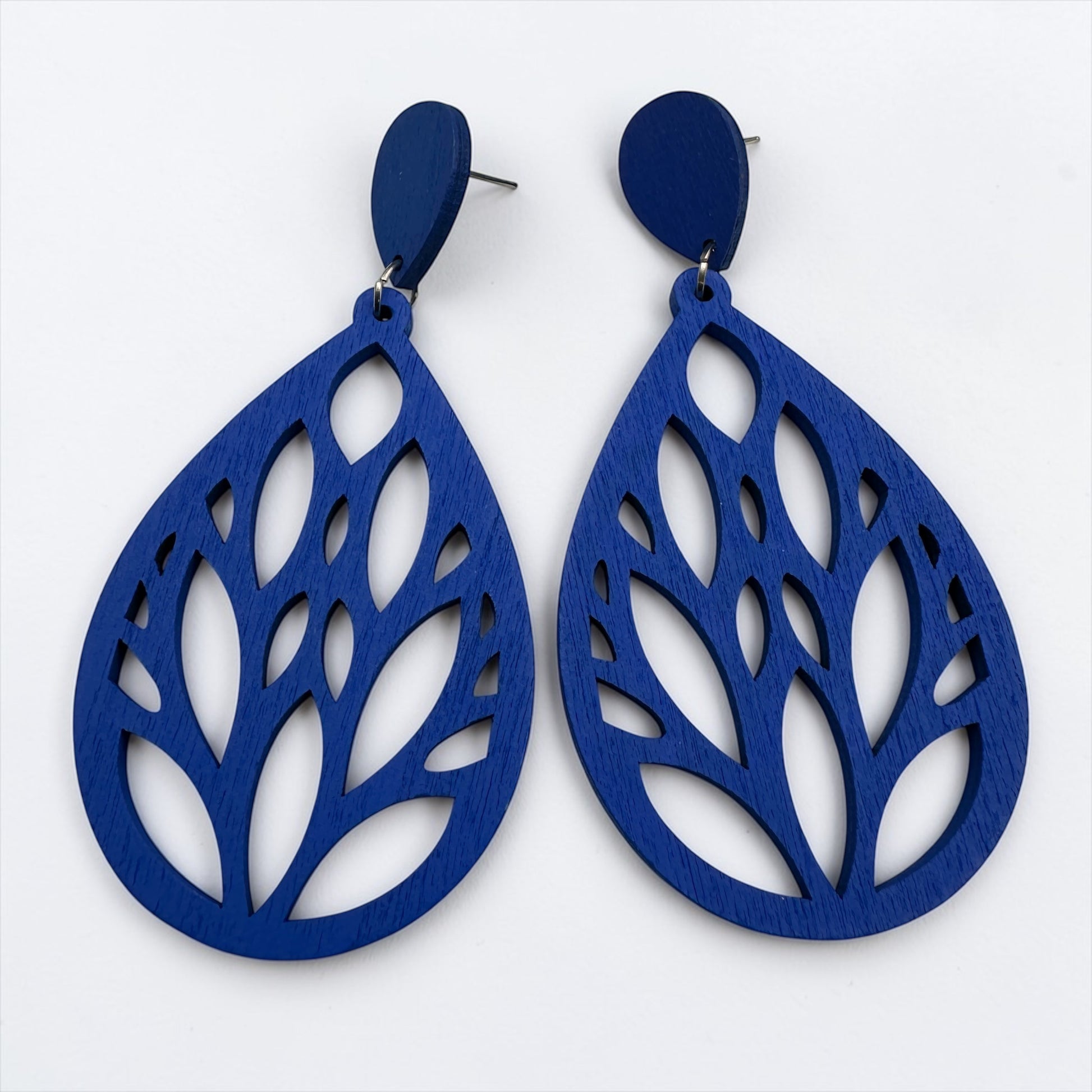 Lightweight Wooden Leaf Dangle Earrings – Handmade Boho Statement Earrings | Natural Wood Jewellery - Fatisha Boutique #