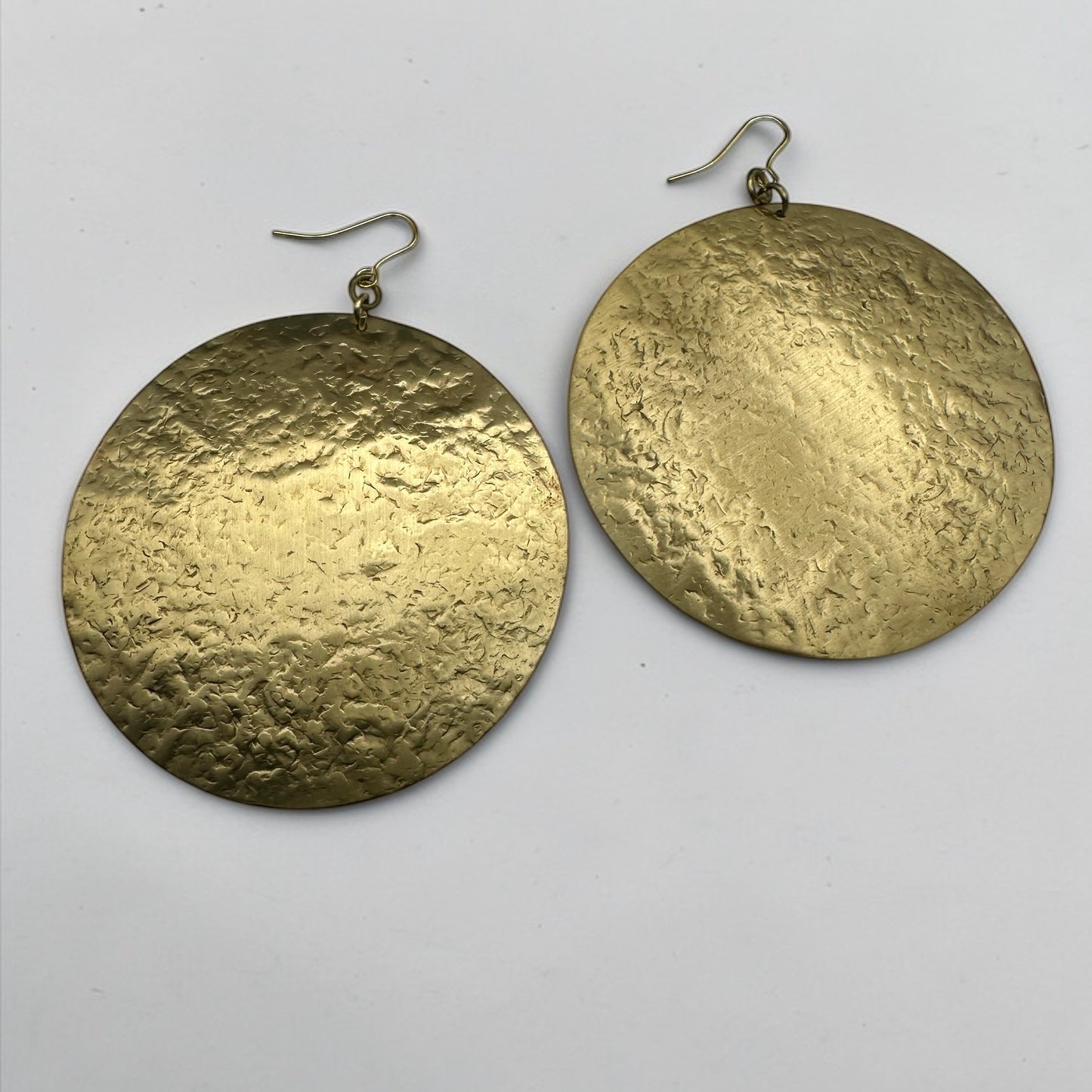 Handmade Hammered Brass Disc Earrings – Afrocentric Statement Dangle Jewellery - Fatisha Boutique #