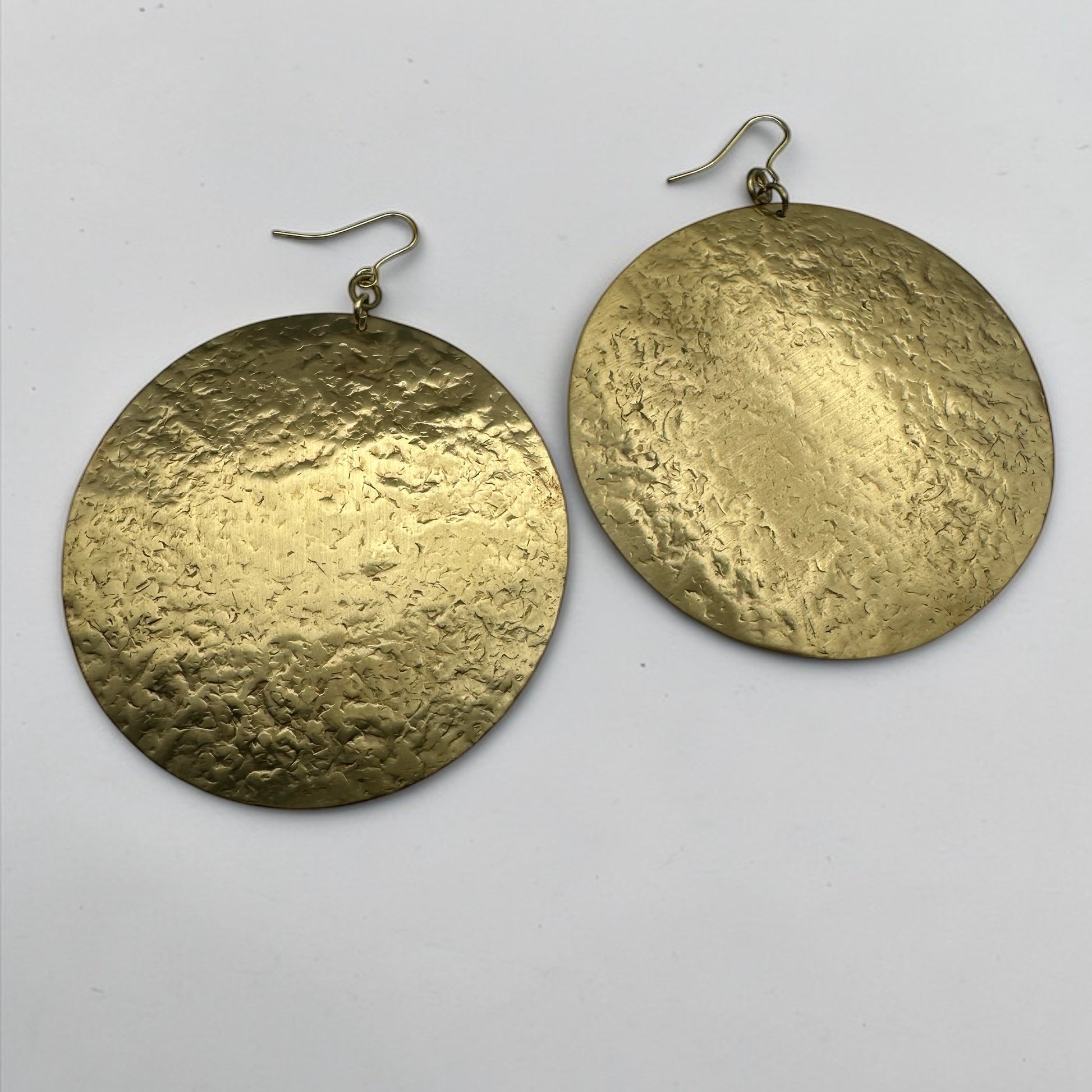 Handmade Hammered Brass Disc Earrings – Afrocentric Statement Dangle Jewellery - Fatisha Boutique #