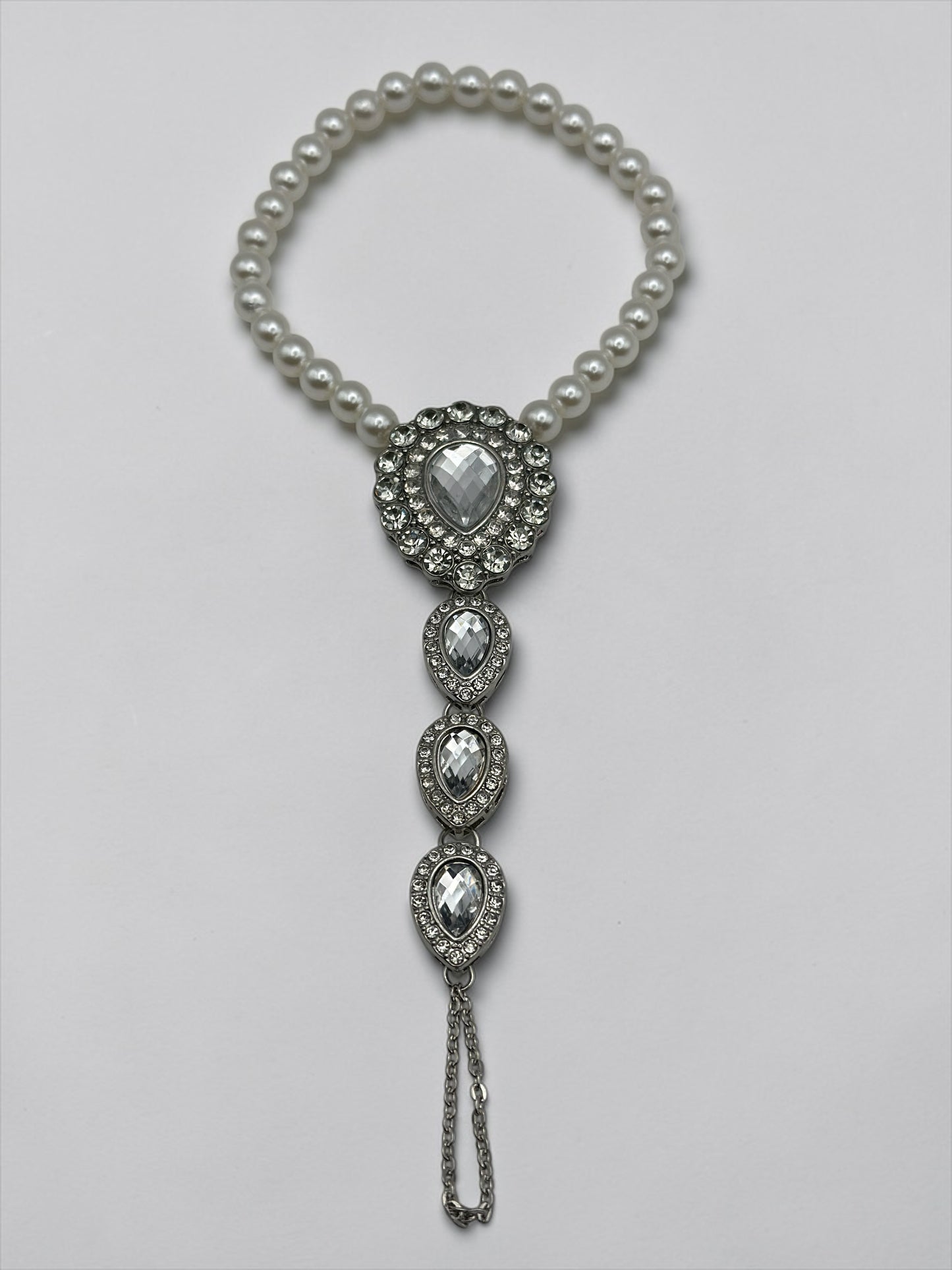 Pearl & Crystal Barefoot Sandal (Single) – Gold & Silver Bridal Toe Anklet Foot Jewellery - Fatisha Boutique #