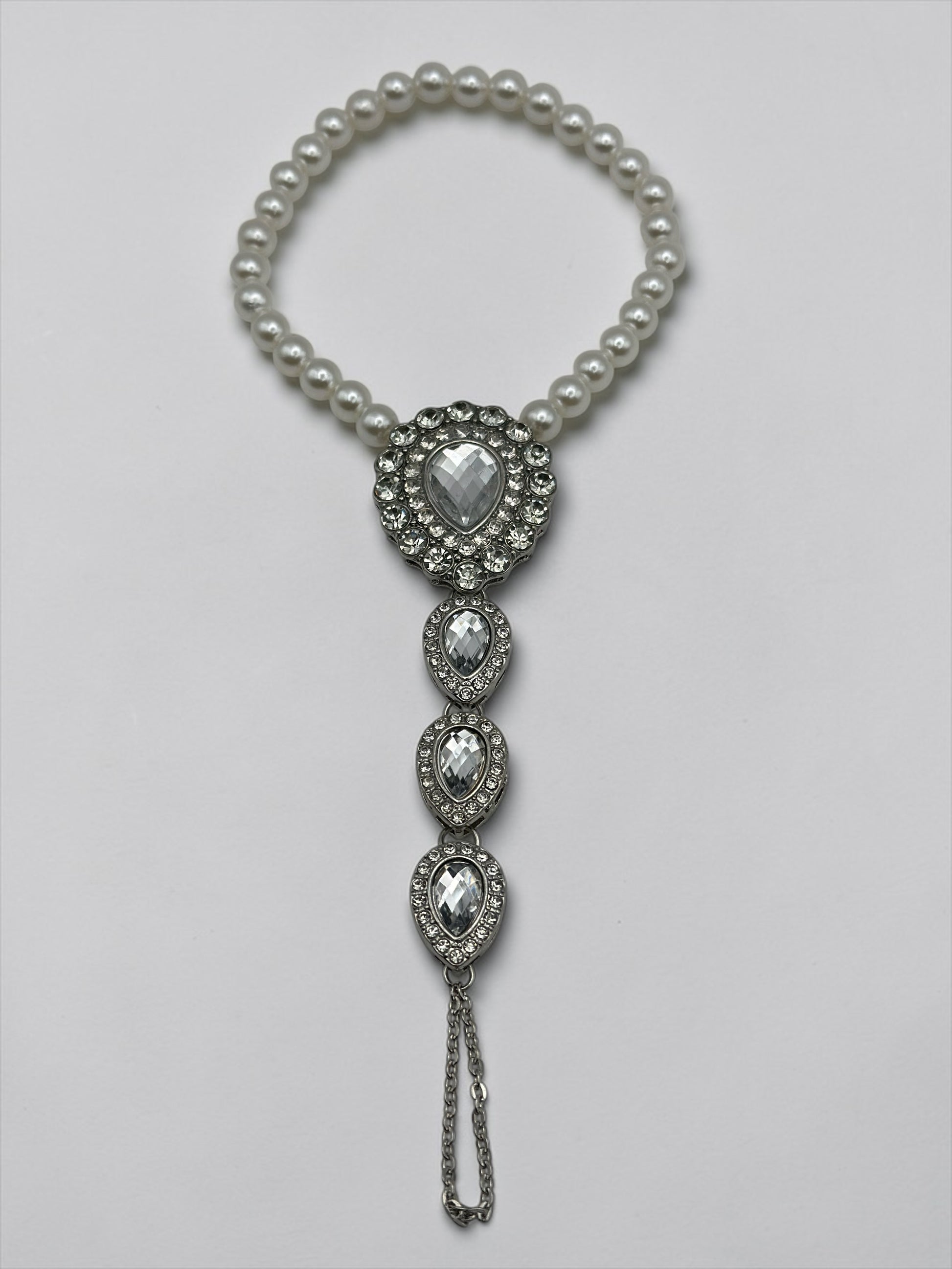 Pearl & Crystal Barefoot Sandal (Single) – Gold & Silver Bridal Toe Anklet Foot Jewellery - Fatisha Boutique #