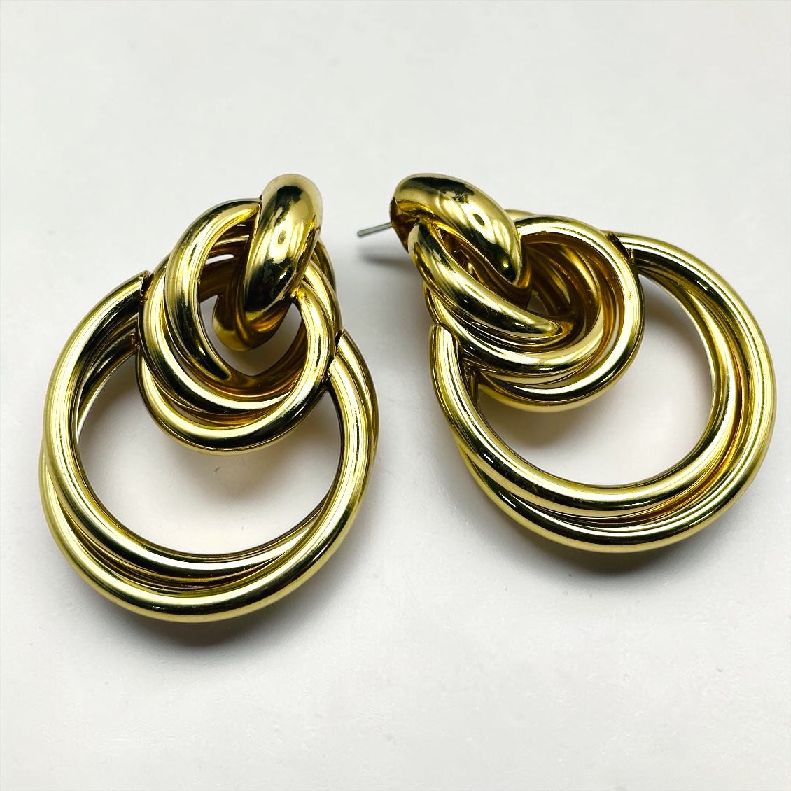 Luxury Interlocking Hoop Statement Earrings – Gold & Silver Stainless Steel Drop Earrings - Fatisha Boutique #