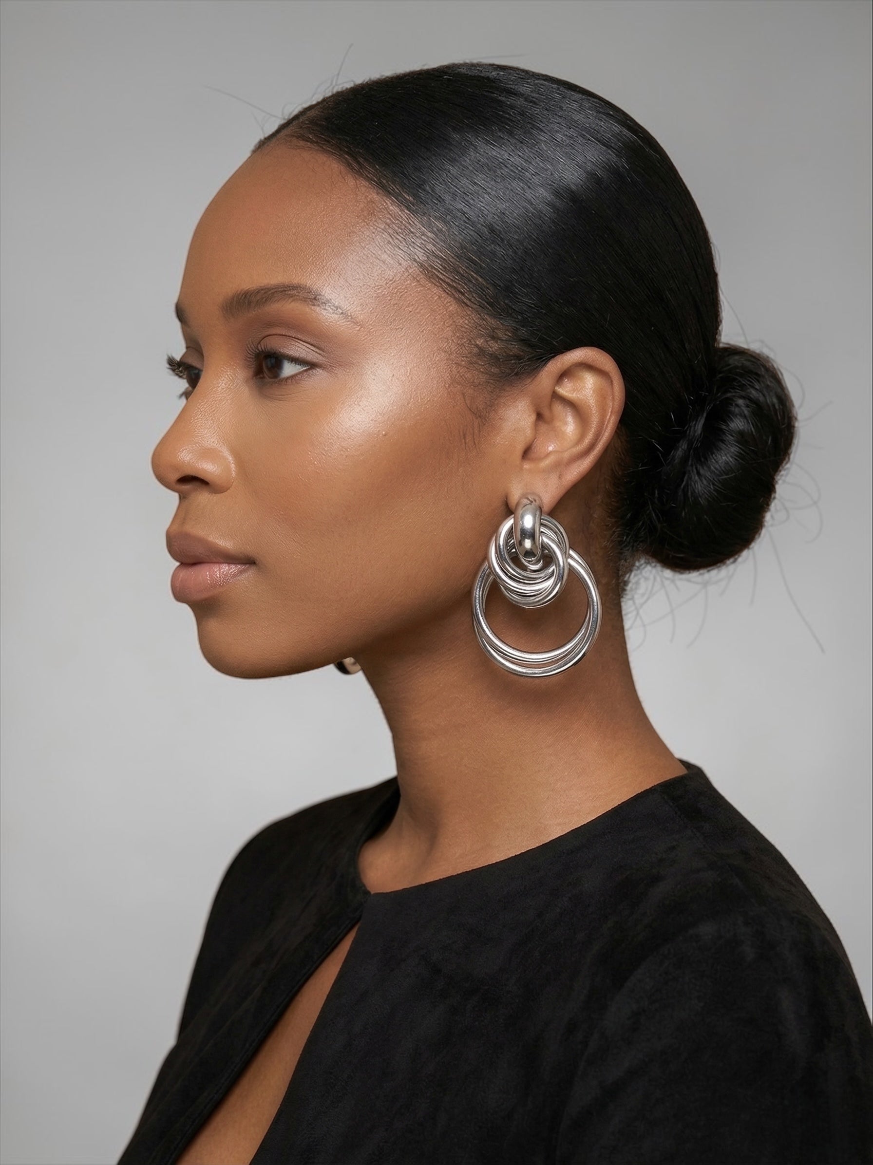 Luxury Interlocking Hoop Statement Earrings – Gold & Silver Stainless Steel Drop Earrings - Fatisha Boutique #