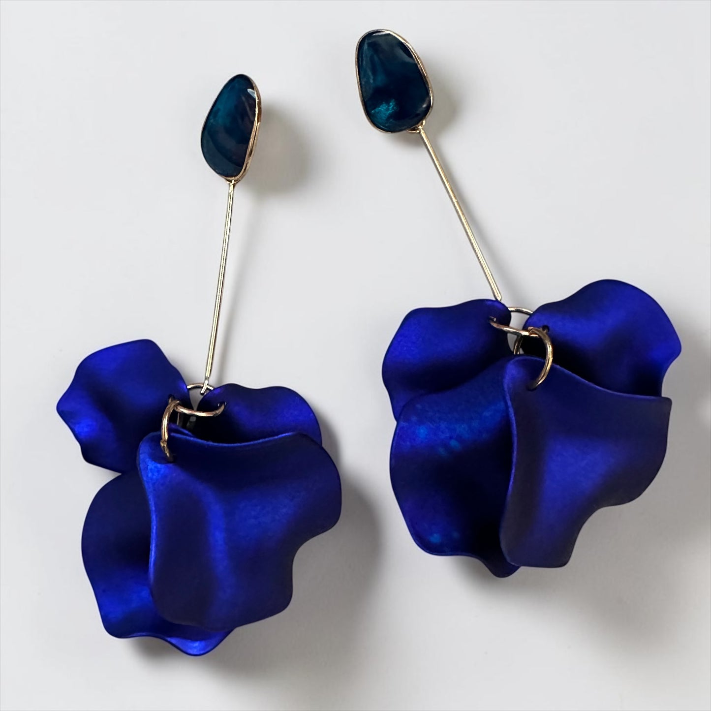 Long Boho Petal Drop Earrings – Lightweight Acrylic Floral Statement Dangles for Women - Fatisha Boutique #