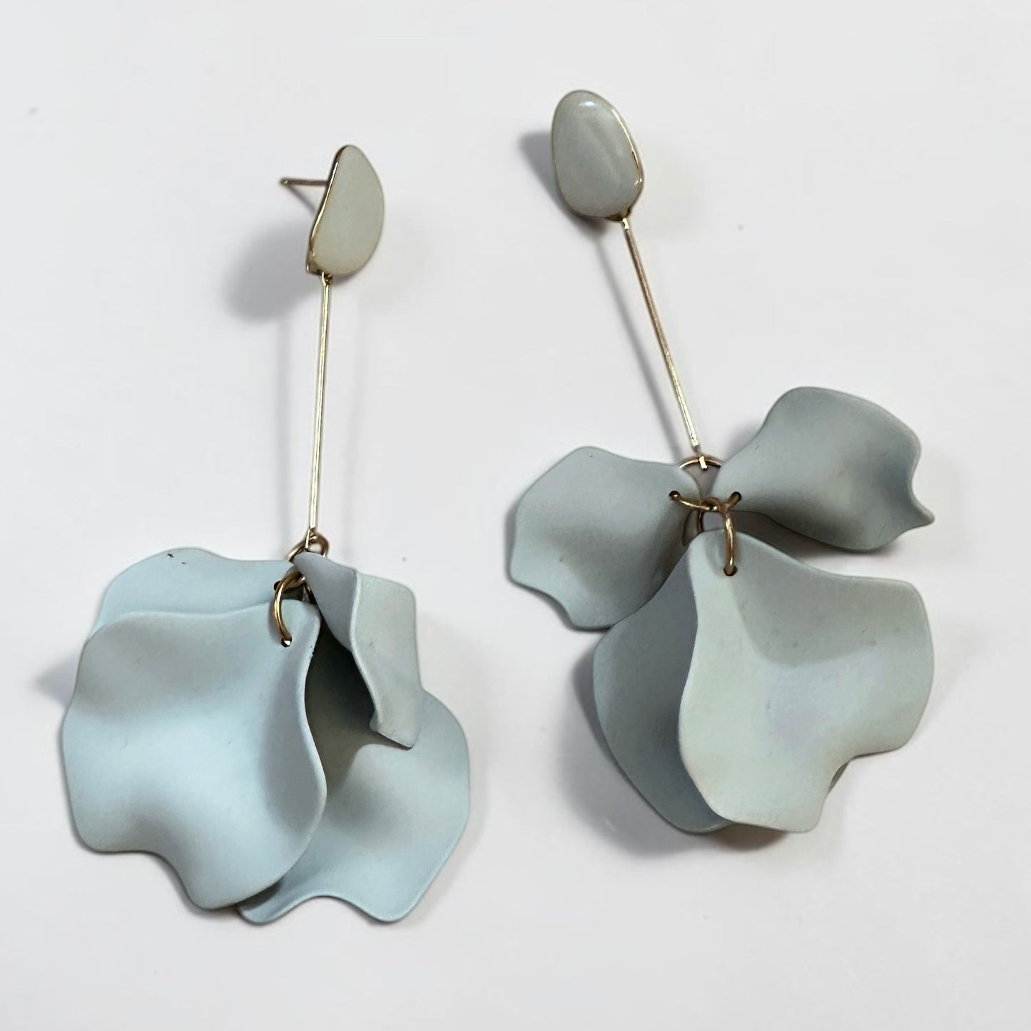 Long Boho Petal Drop Earrings – Lightweight Acrylic Floral Statement Dangles for Women - Fatisha Boutique #