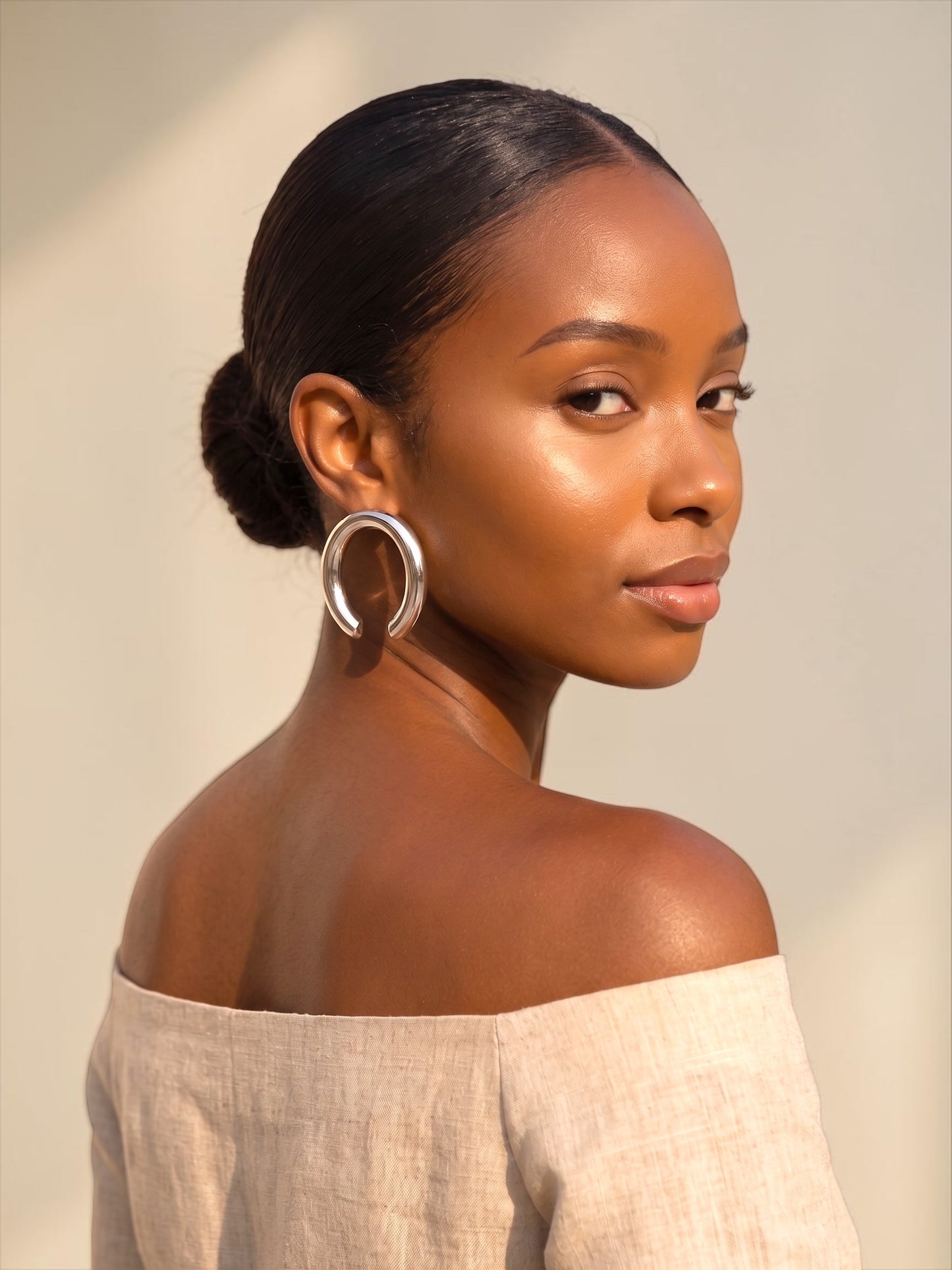 Chunky Open Hoop Earrings – Bold Sculptural Gold & Silver Statement Hoops - Fatisha Boutique #