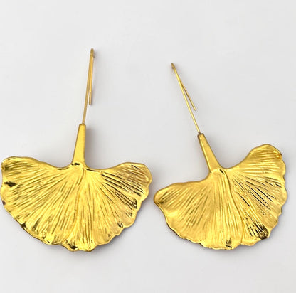 Ginkgo Leaf Statement Earrings – Gold Textured Drop Design