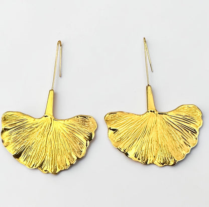 Ginkgo Leaf Statement Earrings – Gold Textured Drop Design