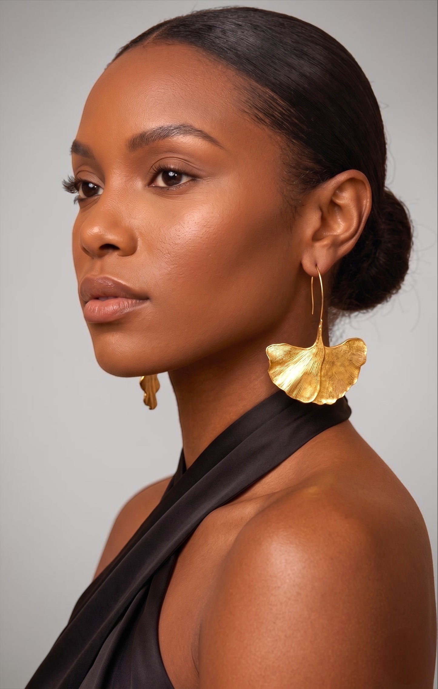 Ginkgo Leaf Statement Earrings – Gold Textured Drop Design