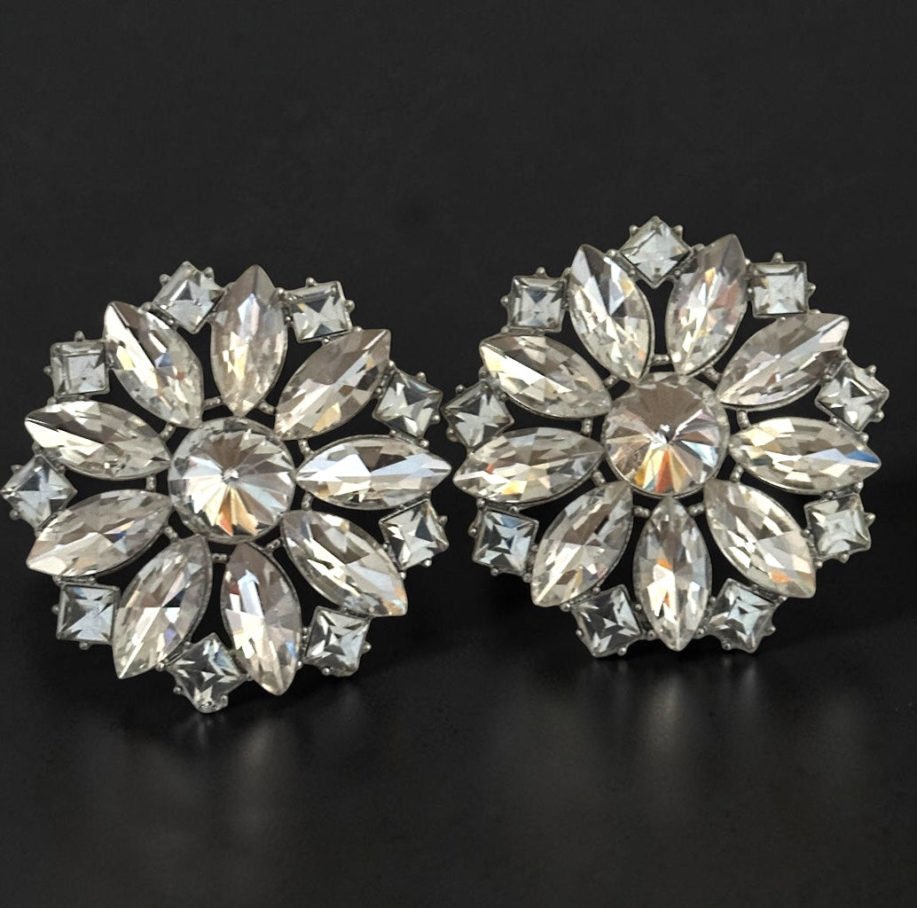 Crystal Flower Statement Stud Earrings - Fatisha Boutique # Fatisha Boutique