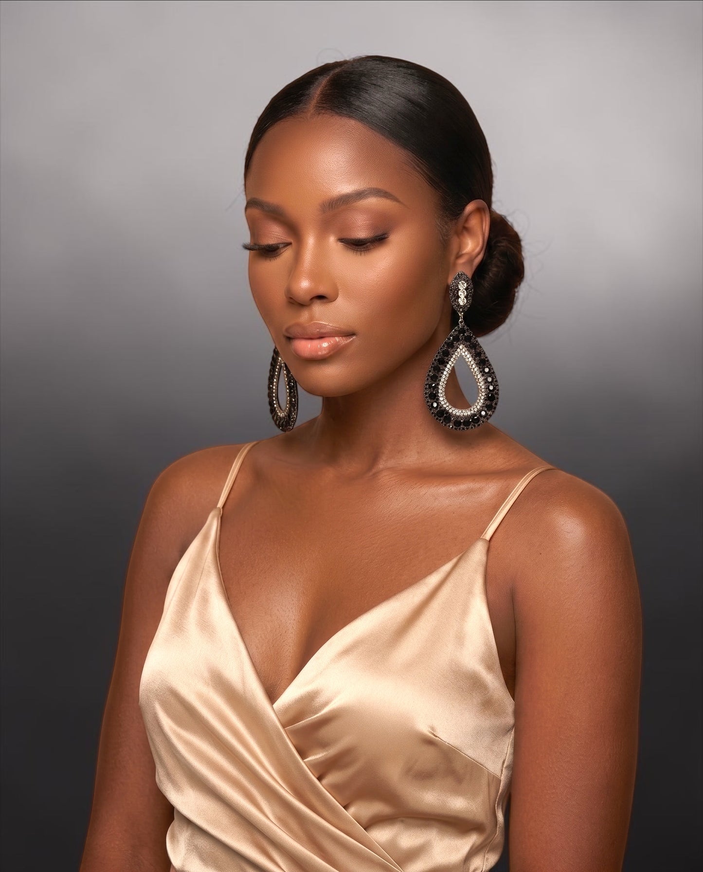 Black Rhinestone Teardrop Statement Earrings - Fatisha Boutique #