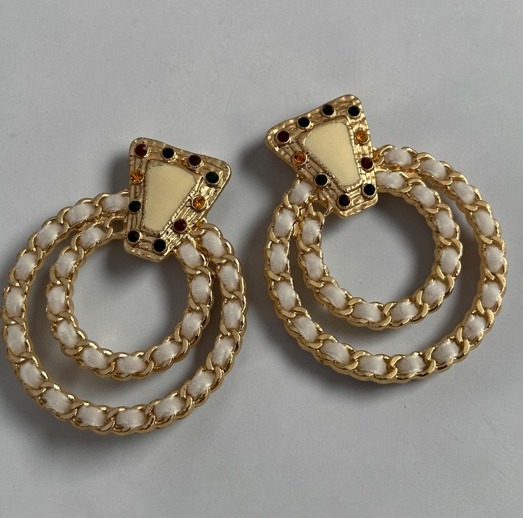 White Vintage-Inspired Statement Earrings - Fatisha Boutique #