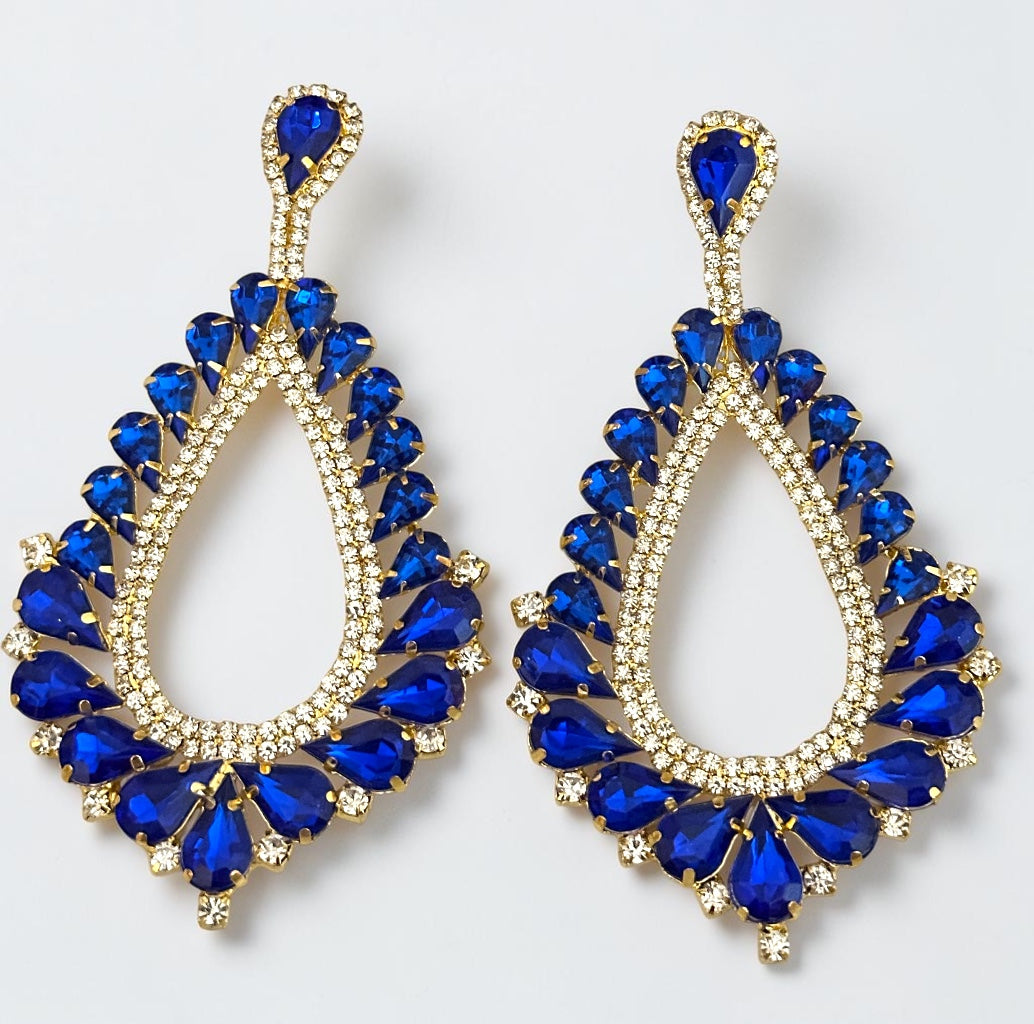 3/4 angles with both Earrings