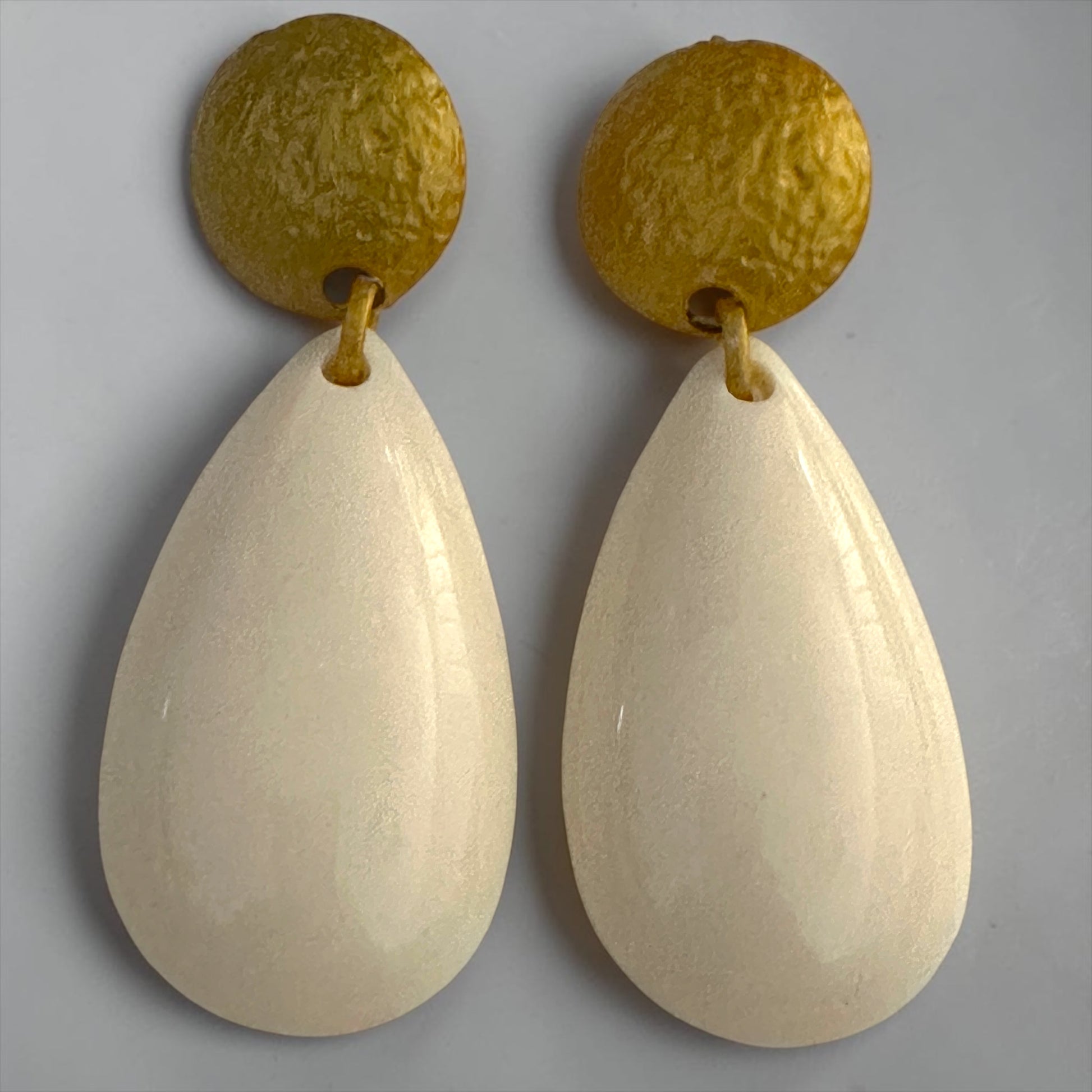 White Resin Teardrop Statement Earrings - Fatisha Boutique #
