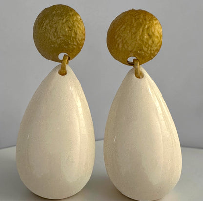 White Resin Teardrop Statement Earrings - Fatisha Boutique #
