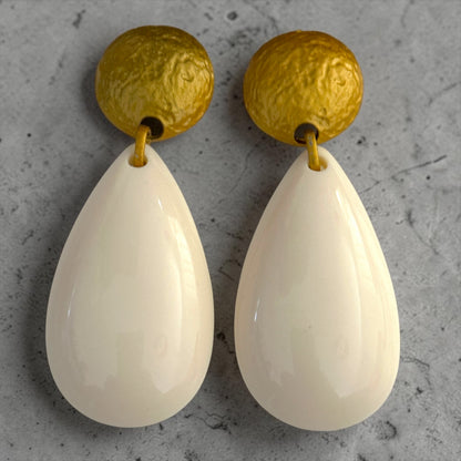 White Resin Teardrop Statement Earrings - Fatisha Boutique #