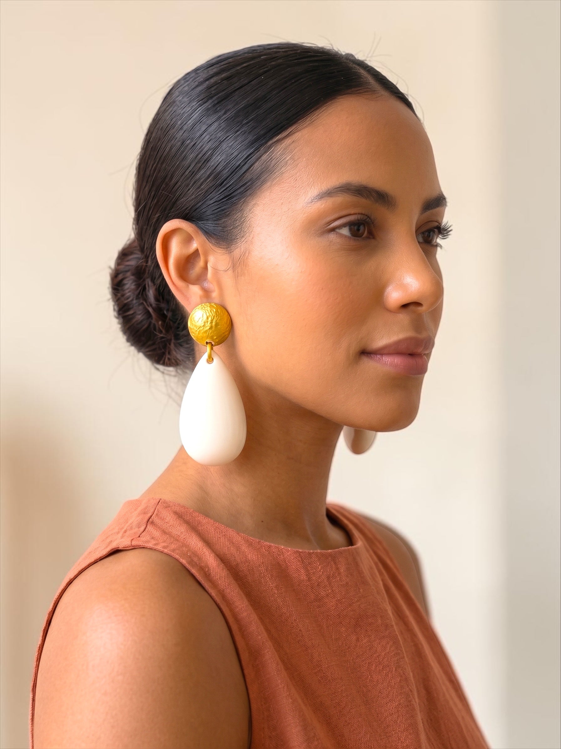 White Resin Teardrop Statement Earrings - Fatisha Boutique #