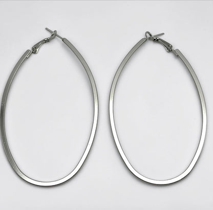 Lightweight Oval Statement Hoop Earrings – Gold & Silver