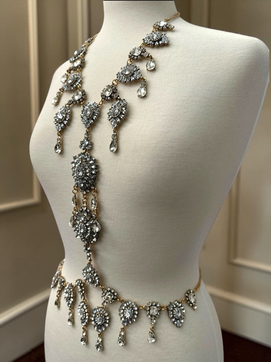 Luxuriöse, auffällige Körperkette mit Strasssteinen – Kristallschmuck für Braut und Abendgarderobe