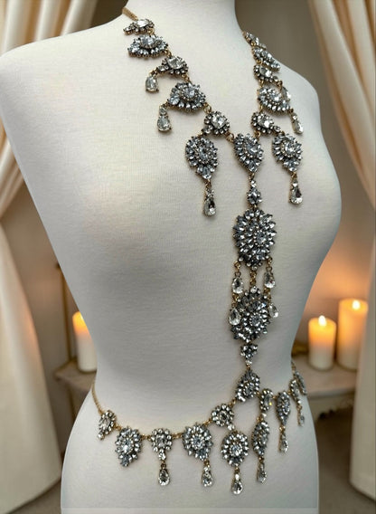 Luxuriöse, auffällige Körperkette mit Strasssteinen – Kristallschmuck für Braut und Abendgarderobe