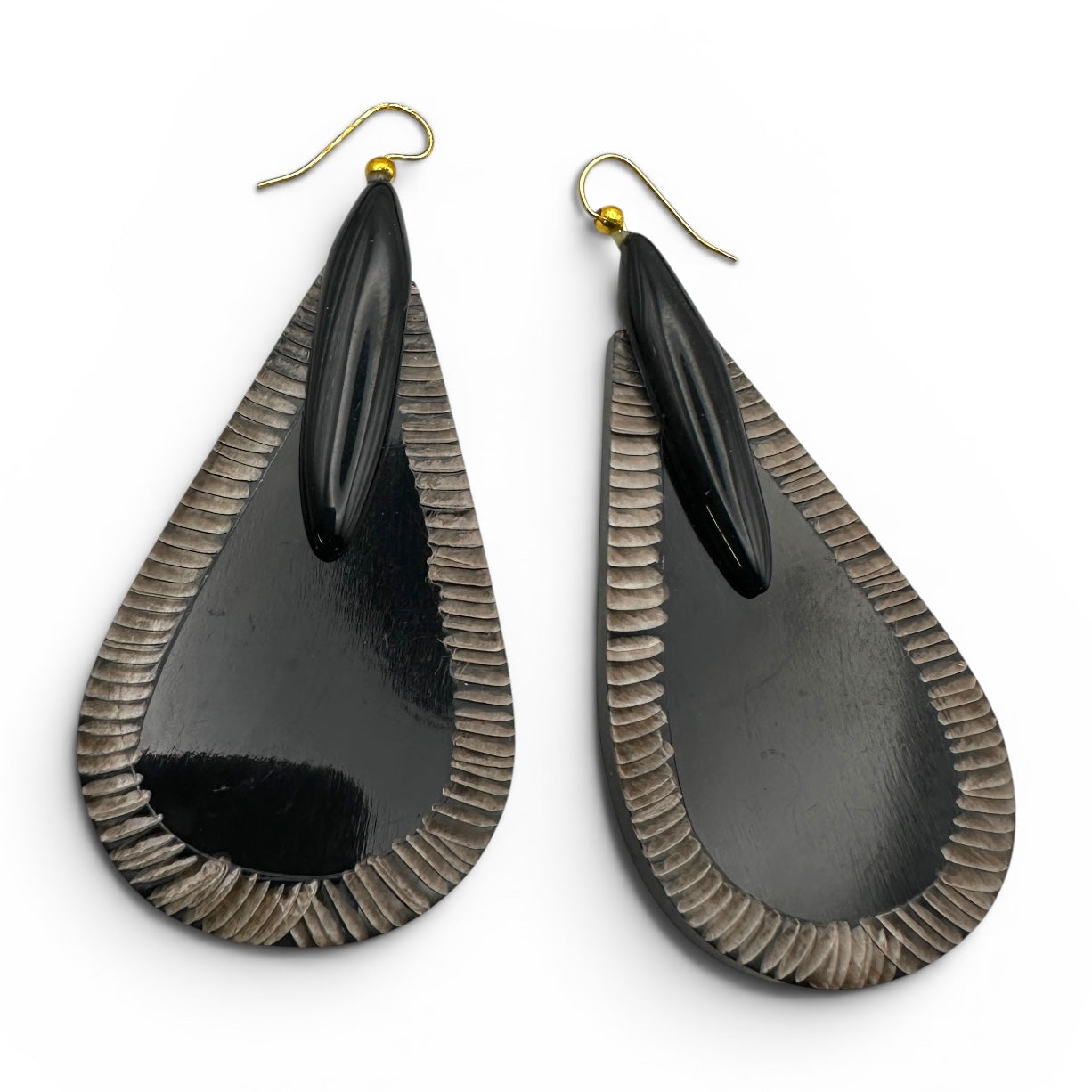 Black Buffalo Horn Teardrop Earrings – Bohemian Ethnic Statement Fatisha Boutique