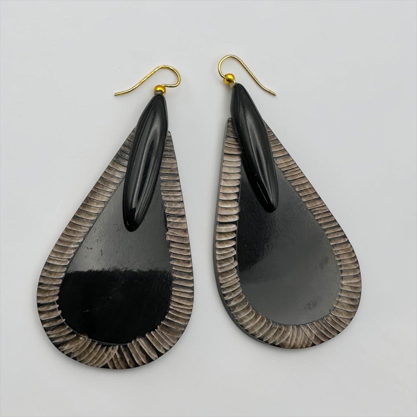Black Buffalo Horn Teardrop Earrings – Bohemian Ethnic Statement Fatisha Boutique