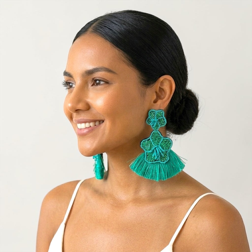Grüne böhmische Perlenfaden Quasten Sommer Ohrringe Fatisha Boutique