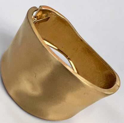 Bracelet manchette large classique en métal – Jonc audacieux en or ou argent