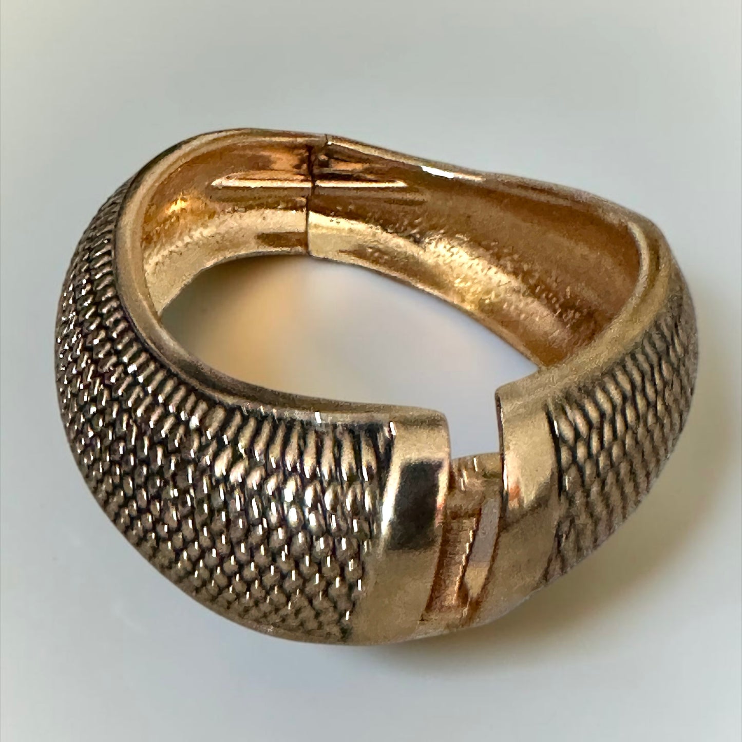 Bracelets manchettes tendance – Bracelets texturés en argent et or Fatisha Boutique