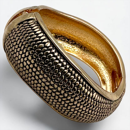 Bracelets manchettes tendance – Bracelets texturés en argent et or