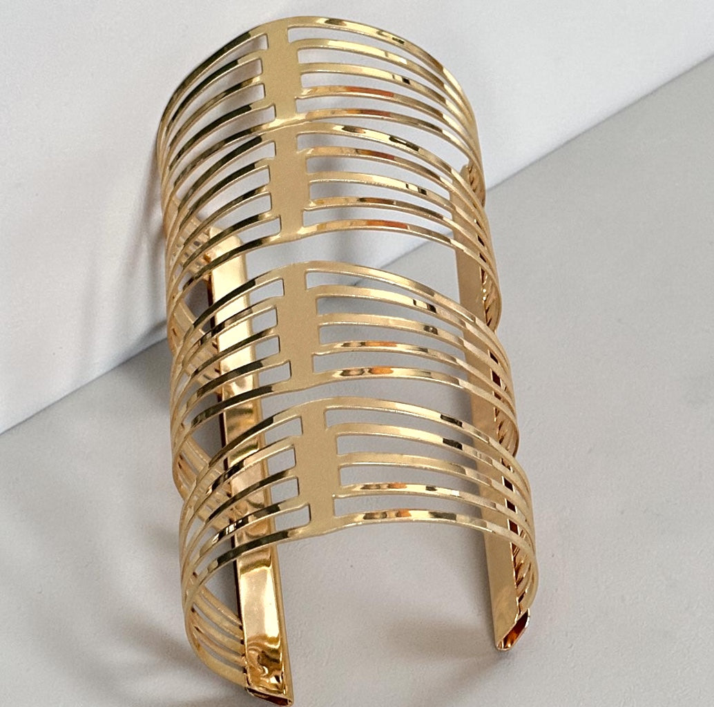 Oversized Openwork Statement Cuff Bangle | Gold & Silver - Fatisha Boutique Fatisha Boutique