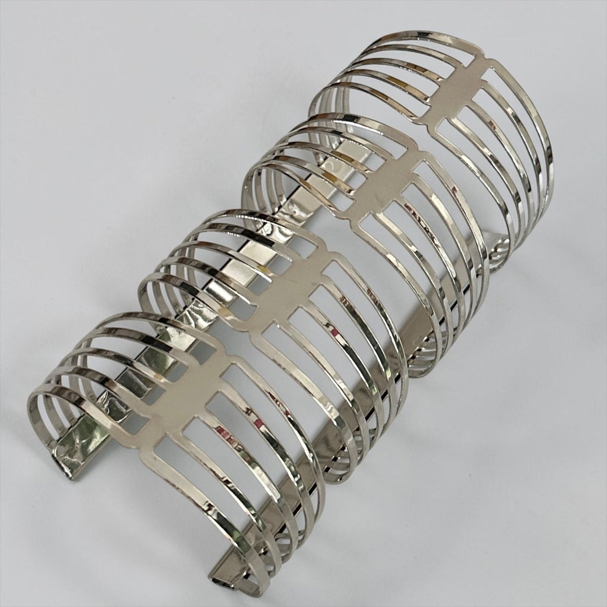 Oversized Openwork Statement Cuff Bangle | Gold & Silver - Fatisha Boutique Fatisha Boutique
