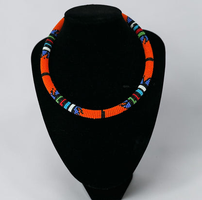 Collier Massaï Africain Authentique Perlé – Bijoux Tribaux Multicolores Faits à la Main pour Femmes