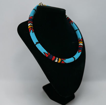 Collier Massaï Africain Authentique Perlé – Bijoux Tribaux Multicolores Faits à la Main pour Femmes
