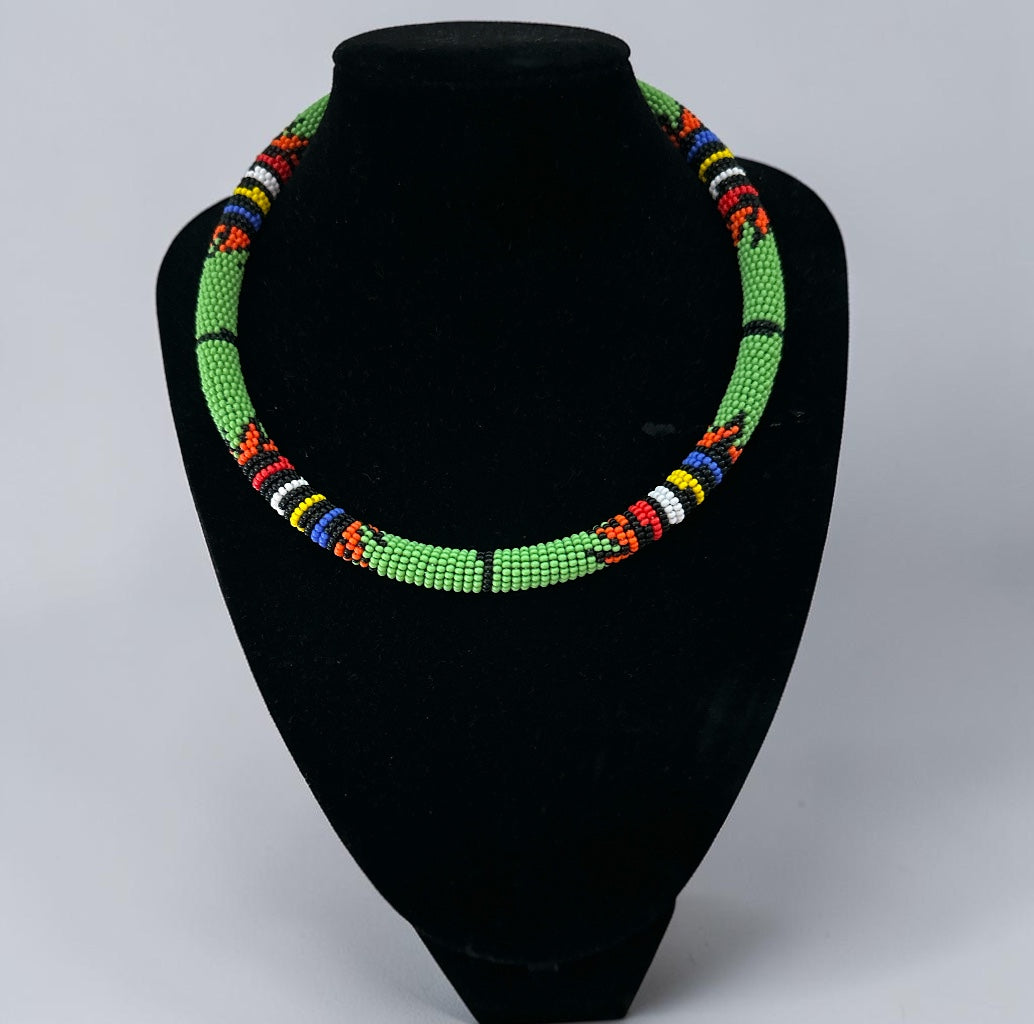 Collier Massaï Africain Authentique Perlé – Bijoux Tribaux Multicolores Faits à la Main pour Femmes Fatisha Boutique
