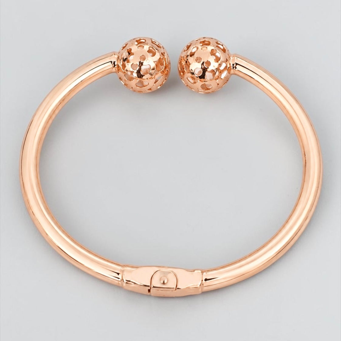 Charmant bracelet manchette classique épais en or rose