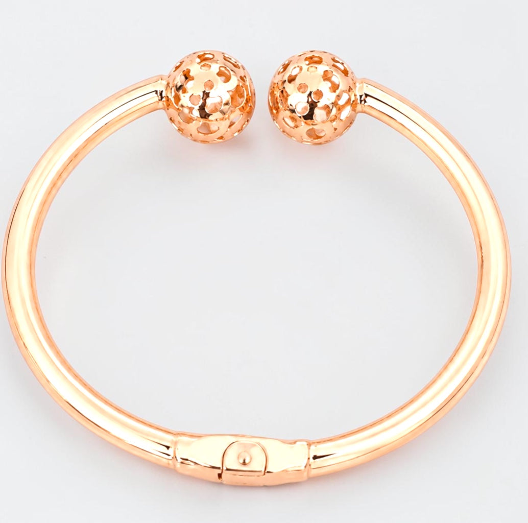 Charmant bracelet manchette classique épais en or rose