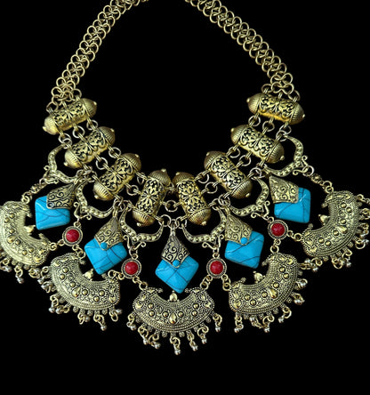 Collier plastron ethnique bohème – Pendentif tribal antique or et argent