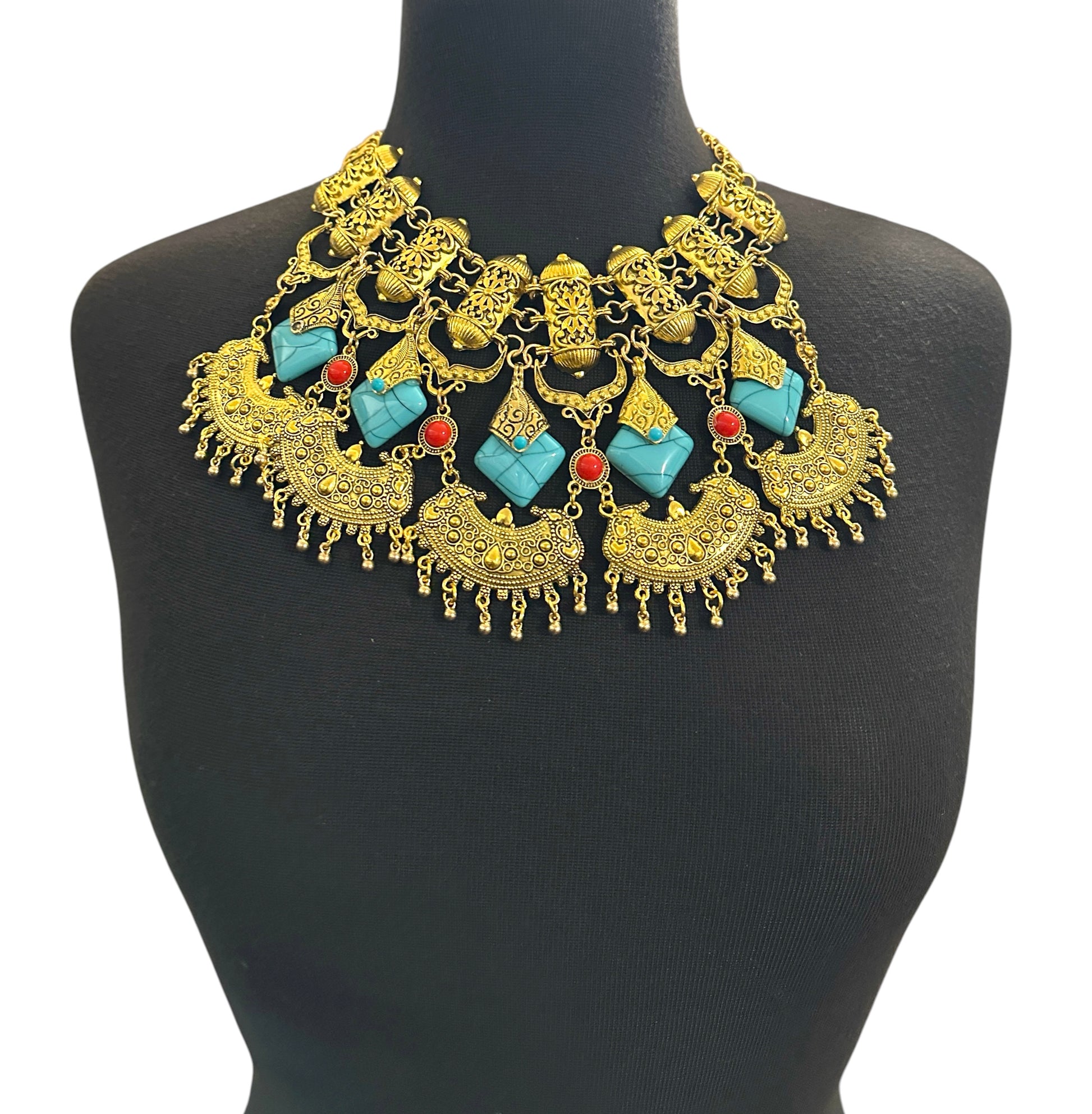 Collier plastron ethnique bohème – Pendentif tribal antique or et argent