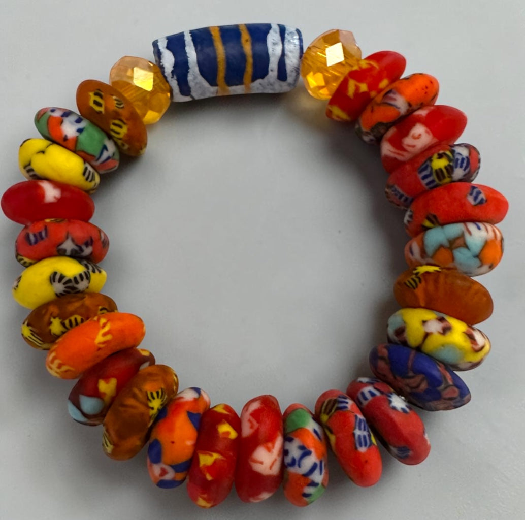 Bracelet ethnique authentique en perles Krobo multicolores et élastiques d'Afrique de l'Ouest Fatisha Boutique