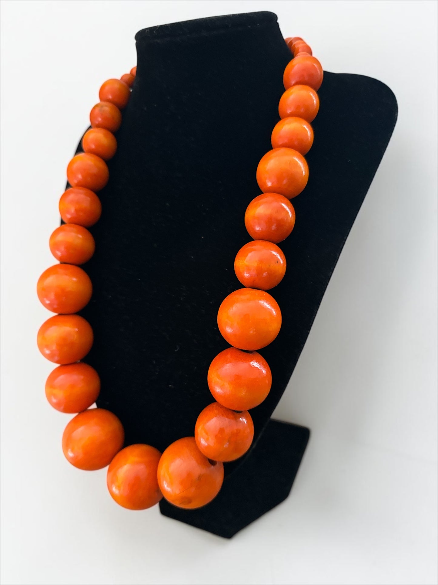 African Wooden Bead Statement Necklace – Chunky Hand-Painted Orange Graduated Beads - Fatisha Boutique Fatisha Boutique