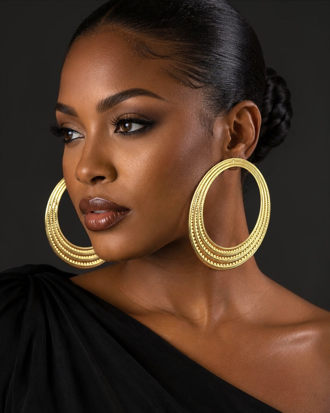 Statement Alloy Hoop Earrings – Bold Textured Oversized Stud