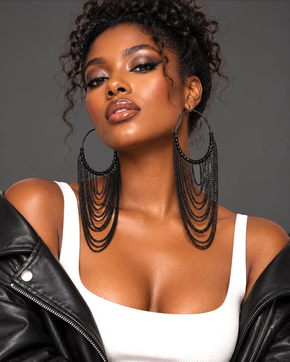 Boucles d'oreilles créoles surdimensionnées à longue chaîne et perles