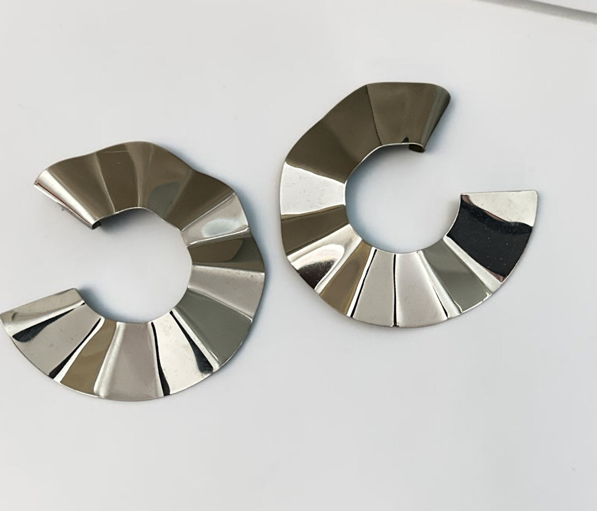 Sculptural Fan Statement Stud Earrings – Gold & Silver - Fatisha Boutique Fatisha Boutique