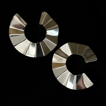 Sculptural Fan Statement Stud Earrings – Gold & Silver - Fatisha Boutique