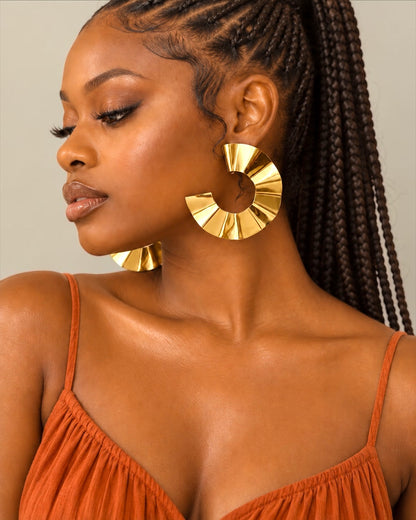 Sculptural Fan Statement Stud Earrings – Gold & Silver - Fatisha Boutique