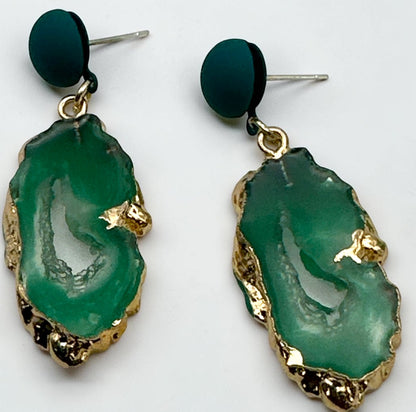 Lightweight Resin Agate-Effect Statement Drop Earrings
